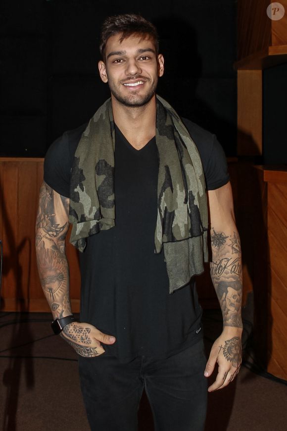 Lucas Lucco perdeu contrato de trabalho por nude do próprio pênis: 'E no sentido comercial… Uma marca, por exemplo, não quis mais ir adiante com um trabalho que já estava marcado. E tudo bem…'