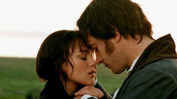 Descobri uma série na Netflix que lembra 'Orgulho e Preconceito', de Jane Austen, e tem uma protagonista tão ousada quanto Elizabeth Bennet