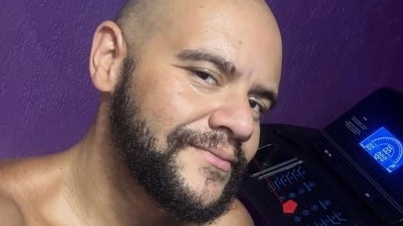Briga com Anitta foi pra valer? Gominho expõe detalhes de 'fofoca' e acusa cantora de mentirosa: 'Crise de choro'