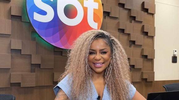 Insatisfeita e sentindo rejeição, Cariúcha procura direção do SBT para pedir demissão do 'Fofocalizando'. Entenda polêmica!