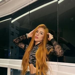 Vic Nacif afirma que se tornou alvo de xingamentos e até ameaças de morte após o rumor com Hulk se espalhar