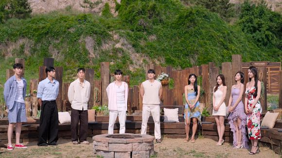 'Solteiros, Ilhados e Desesperados': descubra qual é o Instagram de todos os participantes da 5ª temporada do reality da Netflix