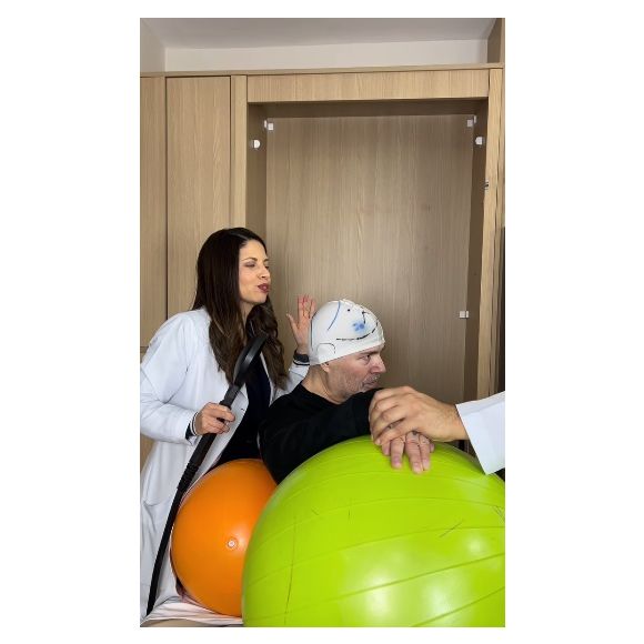 Como está Mingau, do Ultraje a Rigor, hoje? Vídeo inédito mostra recuperação do artista dois anos após levar tiro na cabeça