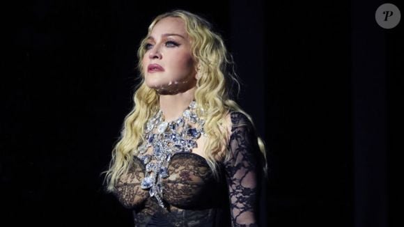 Madonna tem um hábito comum a muitos brasileiros: a artista também curte apostar na loteria