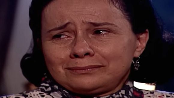 Maria do Socorro verá o filho crescer em 'Terra Nostra'? Com a vida por um fio, mulher de Gumercindo deixa família em pânico em pleno dia do batizado