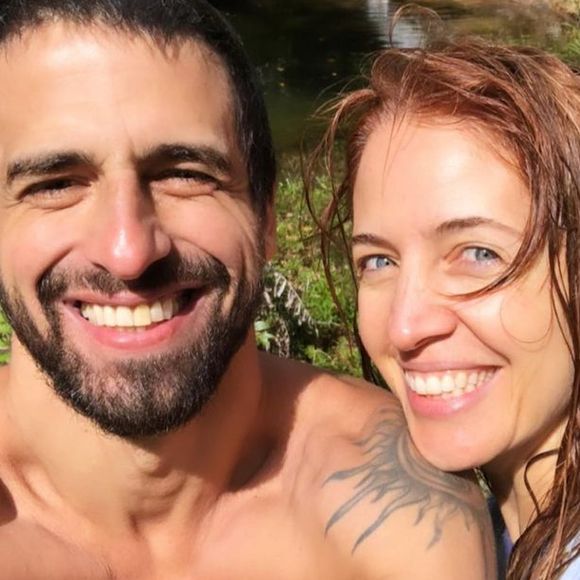 Poliana Abritta, apresentadora do 'Fantástico', está em um relacionamento com Chico Walcacer.
