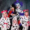 Dálmatas filhotes, Cruella sexy e Vini Jr. 'escondido': Virgínia agita web com festa de Halloween com filhos e namorado; veja fotos das fantasias