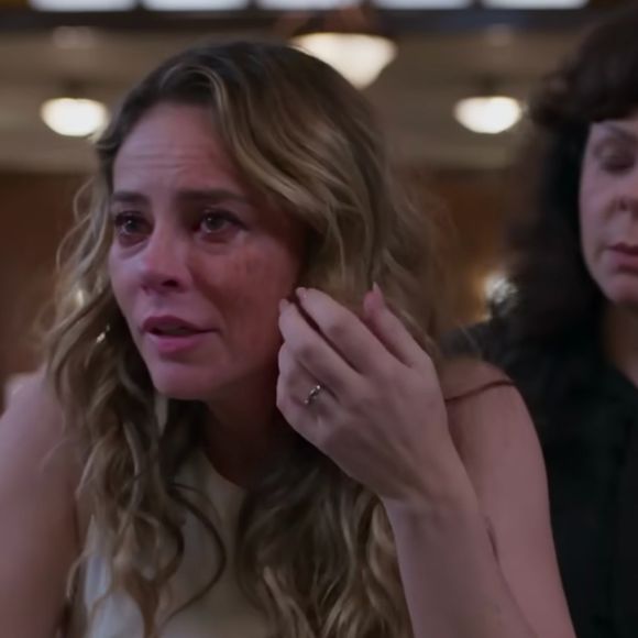 Paolla Oliveira recebeu muitos elogios pelas cenas complexas da personagem Heleninha nesta semana