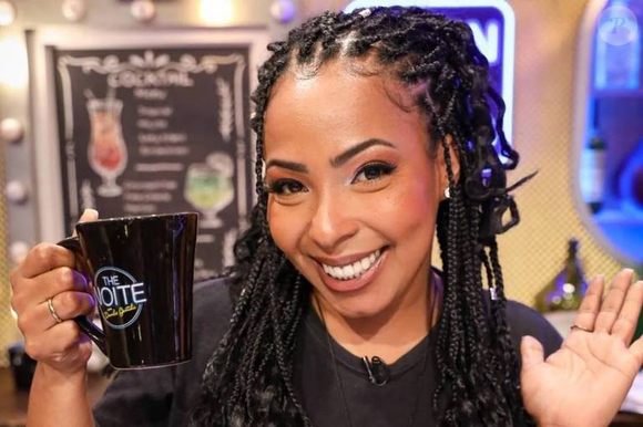 Juliana Oliveira revela em vídeo detalhes do assédio sofrido por Otávio Mesquita no The Noite