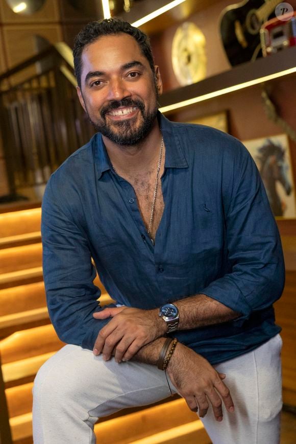 O ator Thomás Aquino, que fez ‘Vale Tudo’ e está no ar atualmente na novela ‘Coração Acelerado’, também negou o convite por motivos de agenda