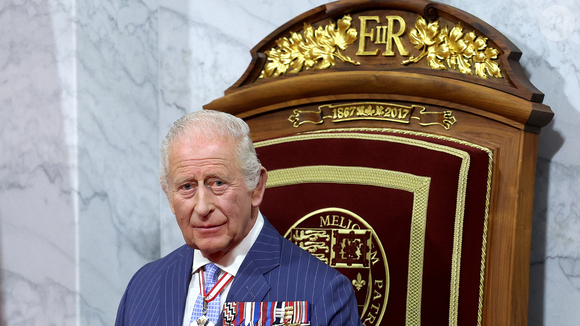 Rei Charles III nunca revelou o tipo de câncer que o acometeu