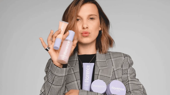 Nem de manhã, nem antes de dormir: Millie Bobby Brown faz skincare antes de gravar 'Stranger Things' e com apenas cinco produtos