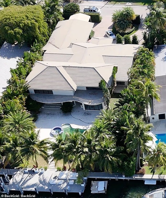 Com seis quartos e spa privativo, Gisele Bündchen compra sua quarta mansão em Miami para morar com Joaquim Valente; modelo desembolsou mais de R$ 70 milhões