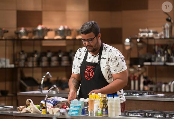 Segunda chance à vista! Léo Santos retorna ao MasterChef Profissionais 2026 ao lado de outros ex-participantes em busca do troféu