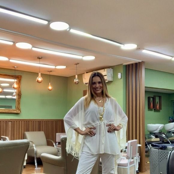 Com um ano da mudança de hábitos provocada pela saúde, Suzy Rêgo é praticamente outra pessoa