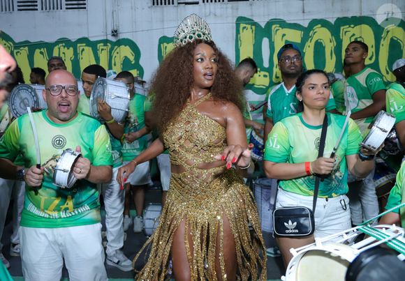 A escolha de Iza como rainha de bateria da Imperatriz foi muito elogiada
