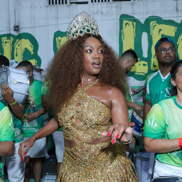 A escolha de Iza como rainha de bateria da Imperatriz foi muito elogiada