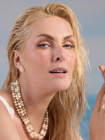 Com ouro 18k, coleção limitada e joias de até R$ 1.759: Ana Hickmann, que vai se casar com Edu Guedes em fazenda histórica de 1820, estrela linha de luxo com 24 itens entre anéis, brincos, colares e pulseiras