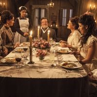 Brilho interrompido: aos 34 anos, atriz que roubou a cena em 'Além do Tempo' morreu após dura batalha contra o câncer; reprise da Globo faz você se emocionar com seu trabalho