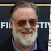 A transformação de Russell Crowe aos 62 anos para voltar a lutar contra Roma em seu novo filme histórico, agora rodado na Espanha