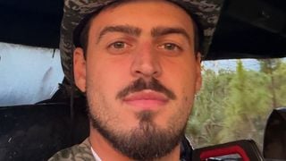 Jon Vlogs na Justiça: influenciador é processado por ex-funcionário e acusado de expor demissão de forma humilhante na web; saiba valor pedido em indenização