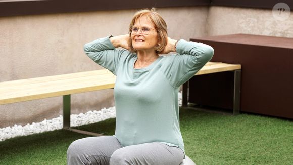 Esta rotina de Pilates contra parede é acessível e perfeita para quem tem 60 anos ou mais: aprenda a fazer em casa