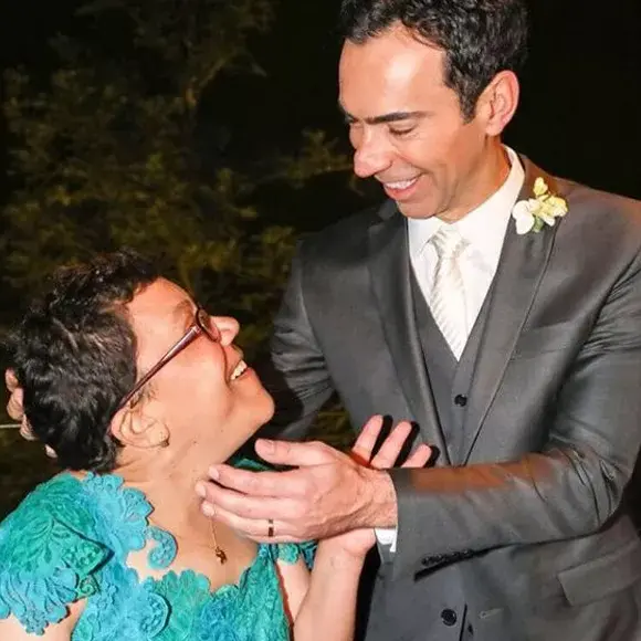 Irmã de César Tralli, Gabriela veio a óbito em 2018, com apenas 40 anos, por complicações de uma cirurgia no coração