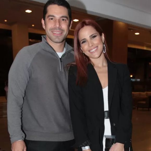 Casamento de Marcus Buaiz com Wanessa Camargo começou com 1h30 de atraso e foi celebrado na Estação da Luz