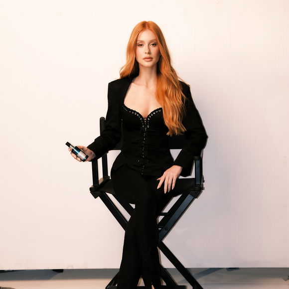 “Eu amei me descobrir em outra versão! Foi muito divertido ser loira e poder interpretar uma personagem em um filme com outra estética. Agora é hora de novos capítulos da minha vida profissional e pessoal e precisei voltar para as minhas raízes!”, contou Marina.