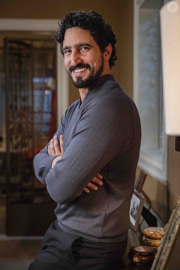 Renato Góes percebeu uma mancha na coxa esquerda