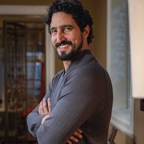 Renato Góes percebeu uma mancha na coxa esquerda