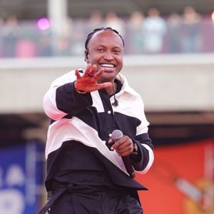 O cantor Thiaguinho está encerrando seu projeto 'Tardezinha' após 10 anos de muito sucesso