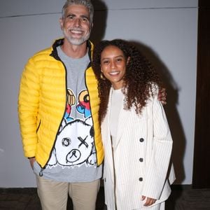 Aos 47 e 53 anos, Taís Araújo e Reynaldo Gianecchini mostraram que a amizade segue firme 22 anos depois do sucesso de Da Cor do Pecado