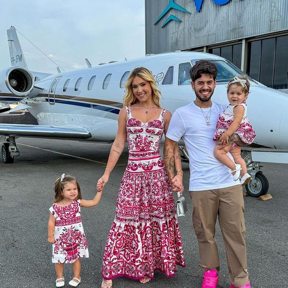 Virginia Fonseca foi criticada até por usar roupas iguais nas filhas ao invés de diferenciar para dar individualidade para as Marias