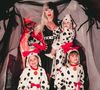 Virginia Fonseca encanta com fantasia de Cruella ao lado dos filhos vestidos de dálmatas em festa luxuosa em Madrid