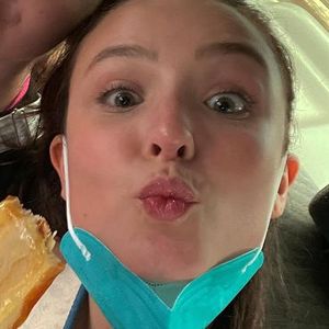 Larissa Manoela sofreu acidente com cavalo durante gravação de novela do SBT