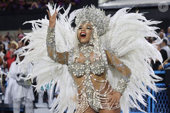 Polêmica no Carnaval: formato atual divide opiniões e coloca Sapucaí em debate