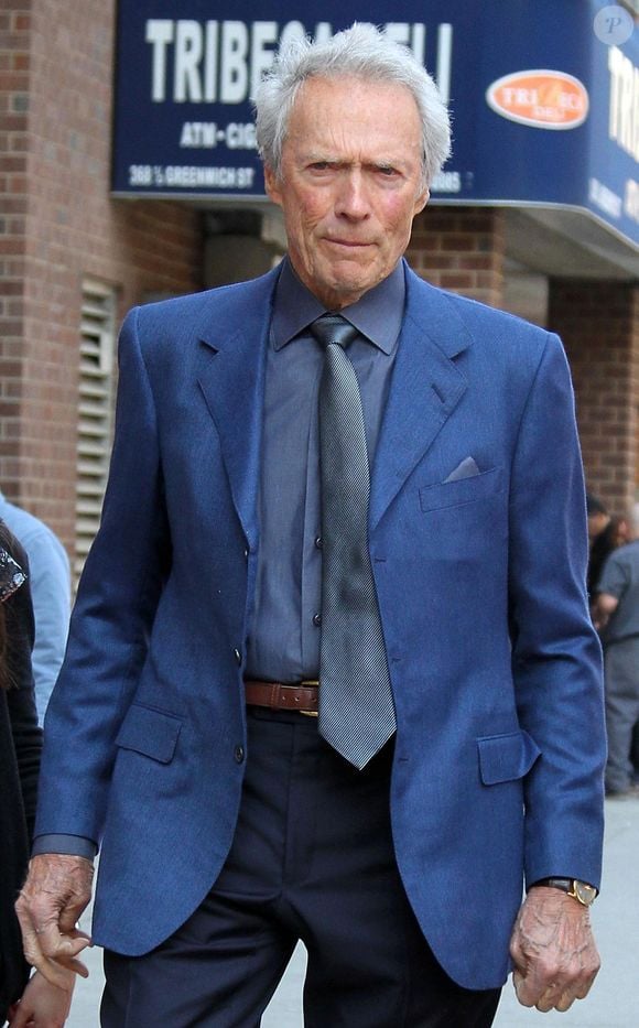 Clint Eastwood reduziu carboidratos, prioriza o consumo de frutas e vegetais e evita bebidas muito açucaradas
