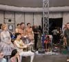 Ivete Sangalo e as filhas gêmeas, Marina e Helena, foram ao espetáculo ‘Alegría’, do Cirque du Soleil