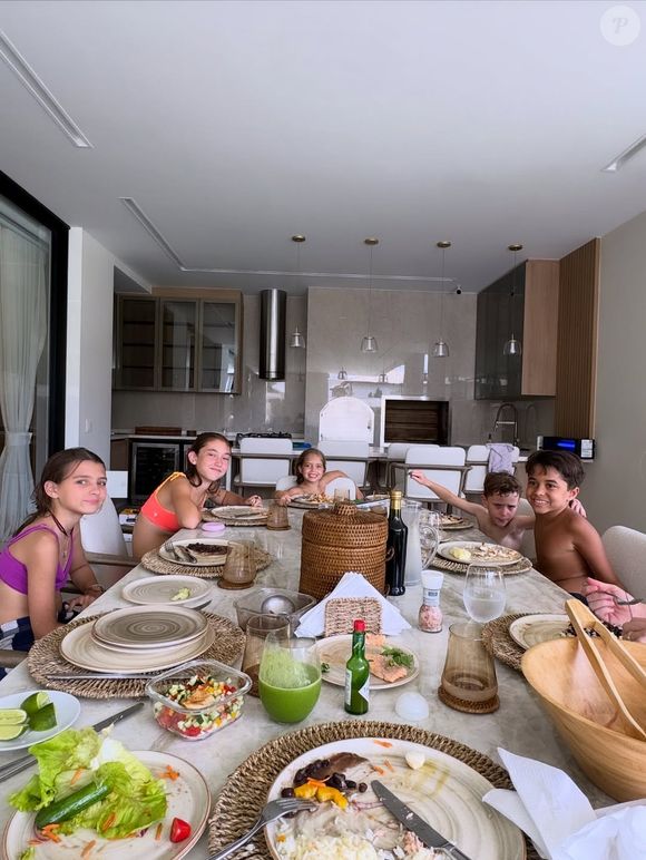 Jorginho, do Flamengo, reformou mansão na Barra da Tijuca, no Rio de Janeiro