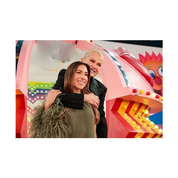 Xuxa Meneghel marca presença no 'Programa do Silvio Santos' com Patrícia Abravanel neste próximo domingo, 23 de março.