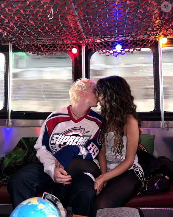 Marina Sena e Juliano Floss assumiram o namoro em 2024