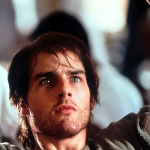 Em 1989, Tom Cruise deixou Hollywood em pânico ao aceitar fazer parte do filme 'Nascido em 4 de Julho'