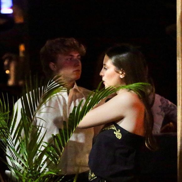 Benício Huck engatou um namoro com a filha da consultora de moda Juliana Lenz, diz jornal Extra