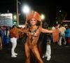 Flávia Alessandra roubou a cena em sua estreia no Carnaval 2025 vestida de cangaceira