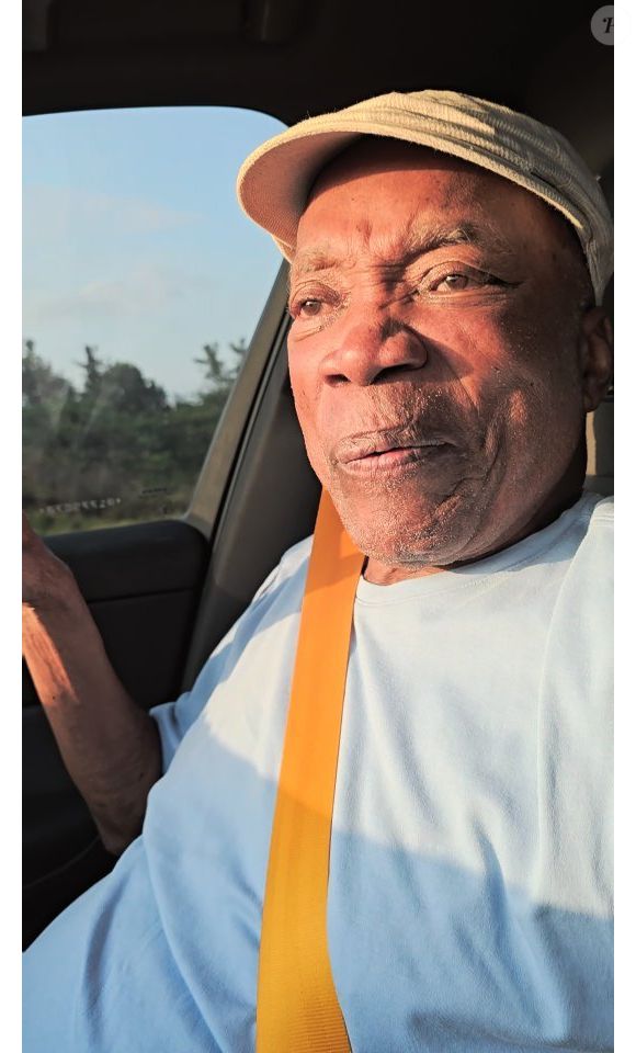 A equipe de Milton Nascimento publicou um comunicado, na noite desta segunda-feira (03), para expor detalhes da situação desagradável enfrentada pelo cantor no Grammy 2025