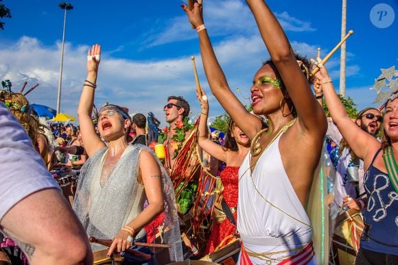 Com megabloco de Léo Santana, estreia de Ivete Sangalo no trio gratuito e novidades na orla, o Rio entra no clima de Carnaval antes da data oficial