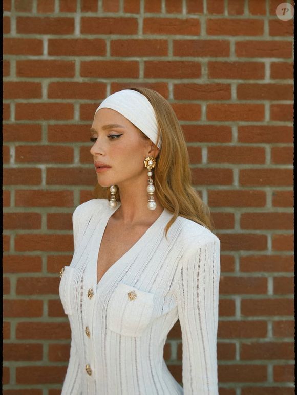 Marina Ruy Barbosa está viajando por Londres e Wimbledon, no Reino Unido, após o fim das gravações da segunda temporada de 'Tremembé'