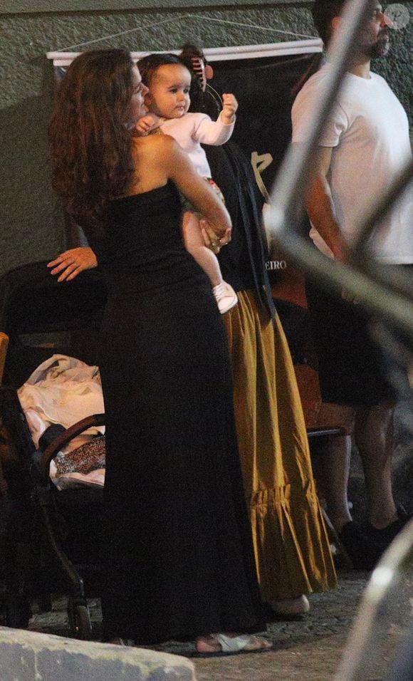 Bruna Marquezine brincou muito com a pequena Antonia