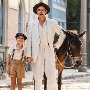 Globo usa inteligência artificial para criar reações em Policarpo, o burro de Candinho (Sergio Guize) em Êta Mundo Melhor!'